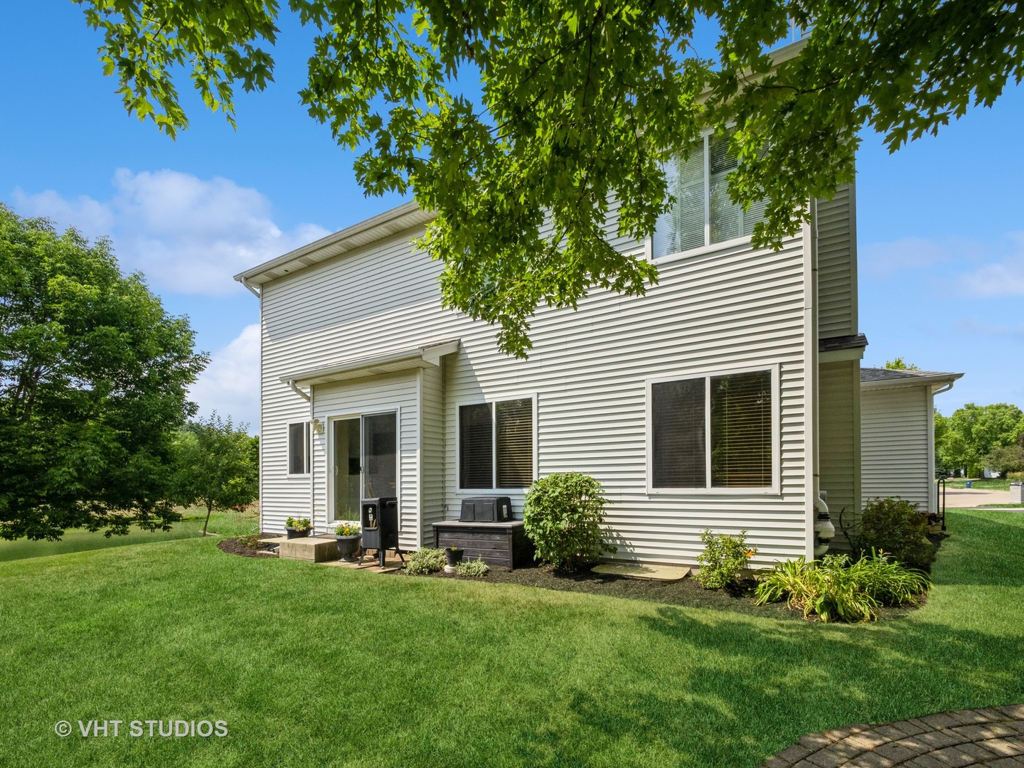 134 South Hankes Road Aurora, IL 60506 - Photo 20 of 31 Gallery Image 20