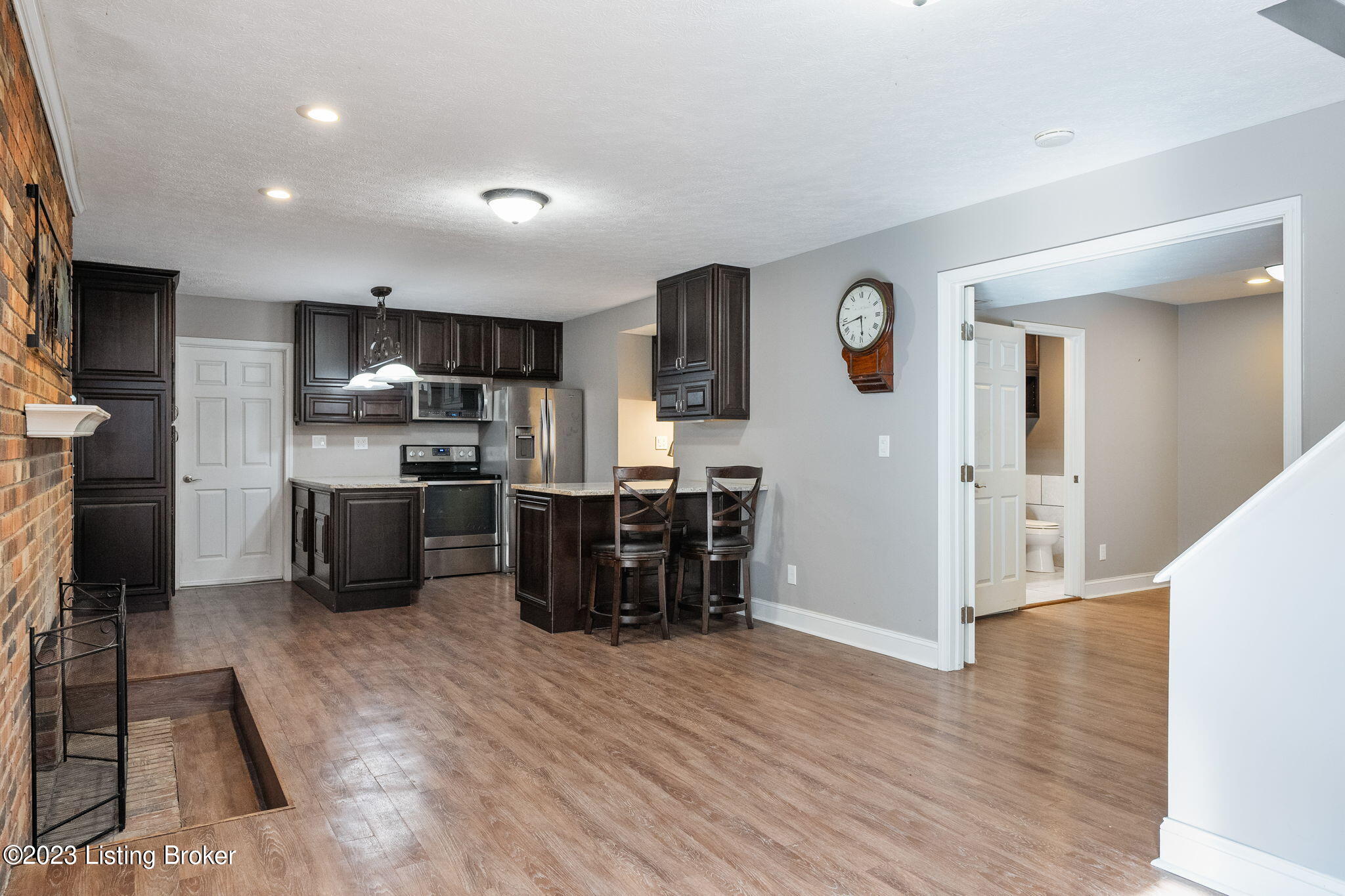 418 Moser Road Louisville, KY 40223 - Photo 30 of 59 418 Moser Rd-51