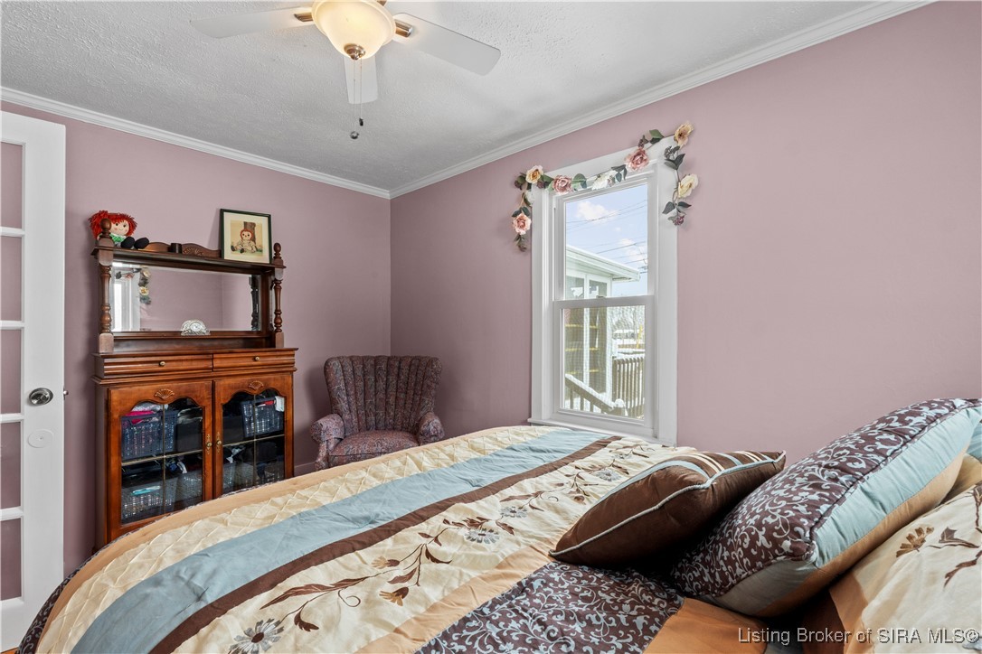 7124 High Street Floyds Knobs, IN 47119 - Photo 15 of 31