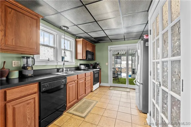 $283,000 | 7124 High Street, Floyds Knobs, IN 47119