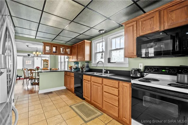 $283,000 | 7124 High Street, Floyds Knobs, IN 47119