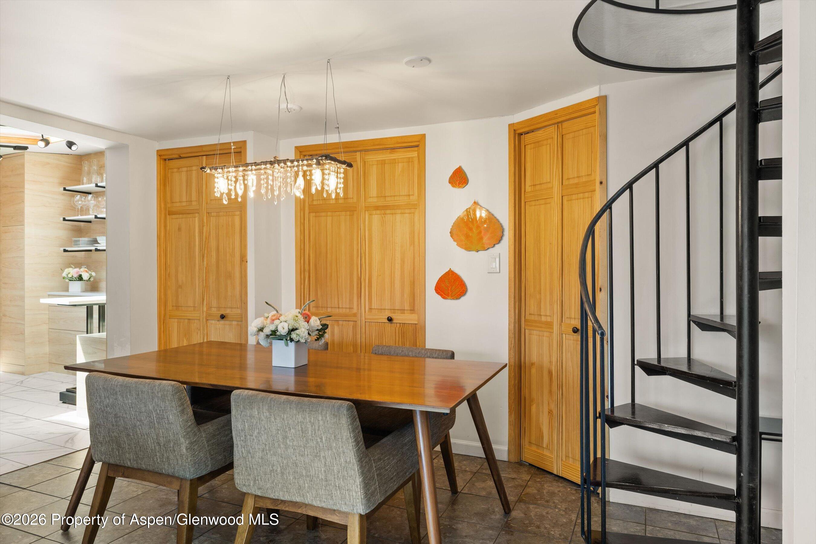 295 Upper Ranch Road Aspen, CO 81611 - Photo 11 of 47 08-295UpperRanchRd_2607_1086