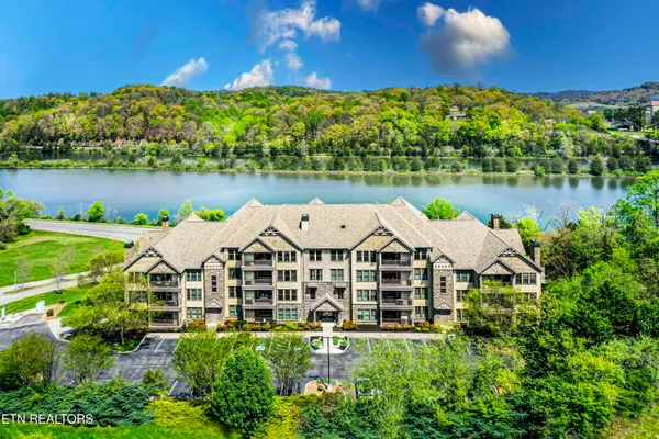 $349,900 | 315 Centennial Bluff Boulevard, Oak Ridge, TN 37830