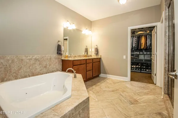 $349,900 | 315 Centennial Bluff Boulevard, Oak Ridge, TN 37830