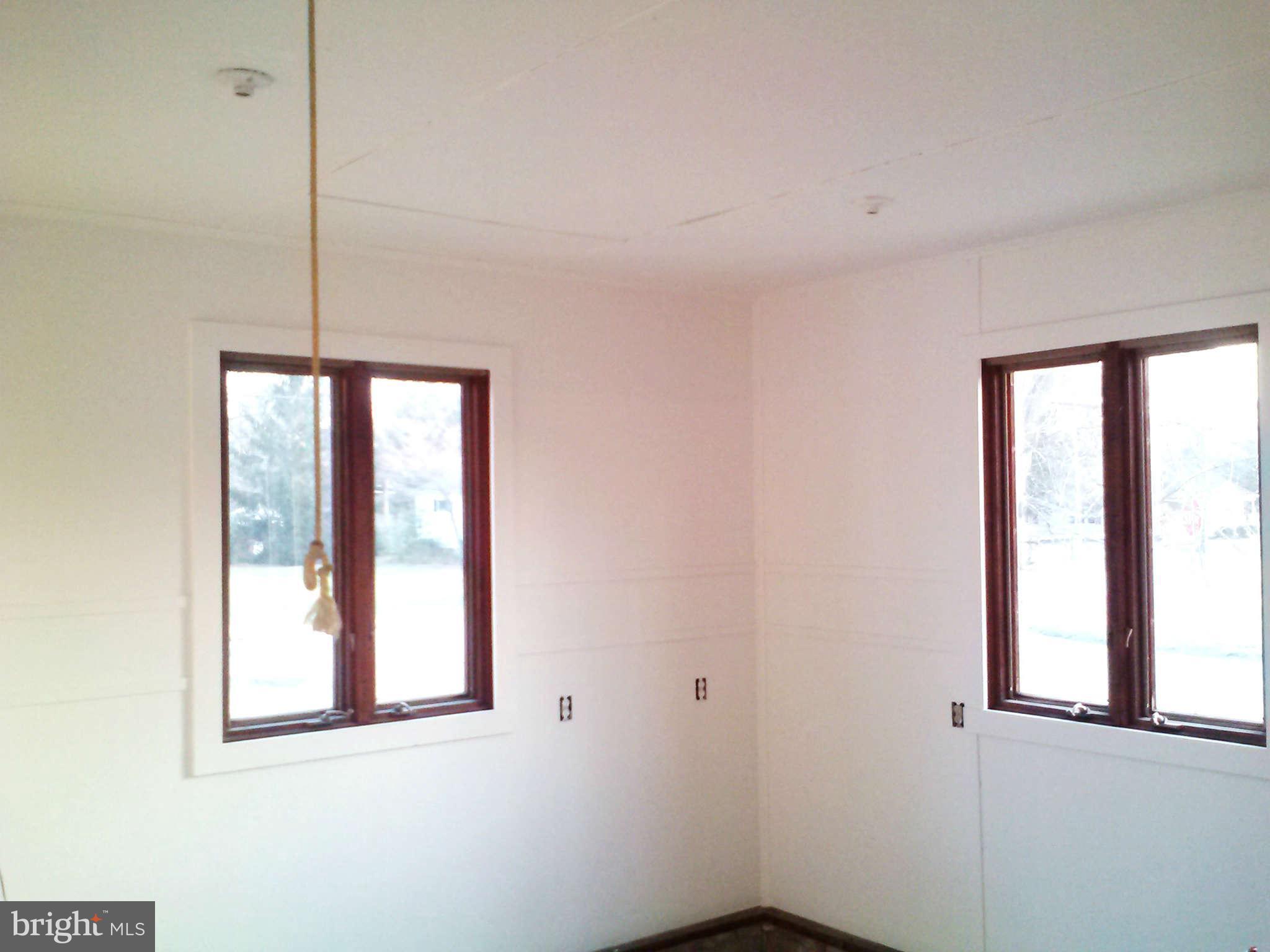 311 Kerr Avenue Denton, MD 21629 - Photo 15 of 29 Interior (General) 1 Car Garage