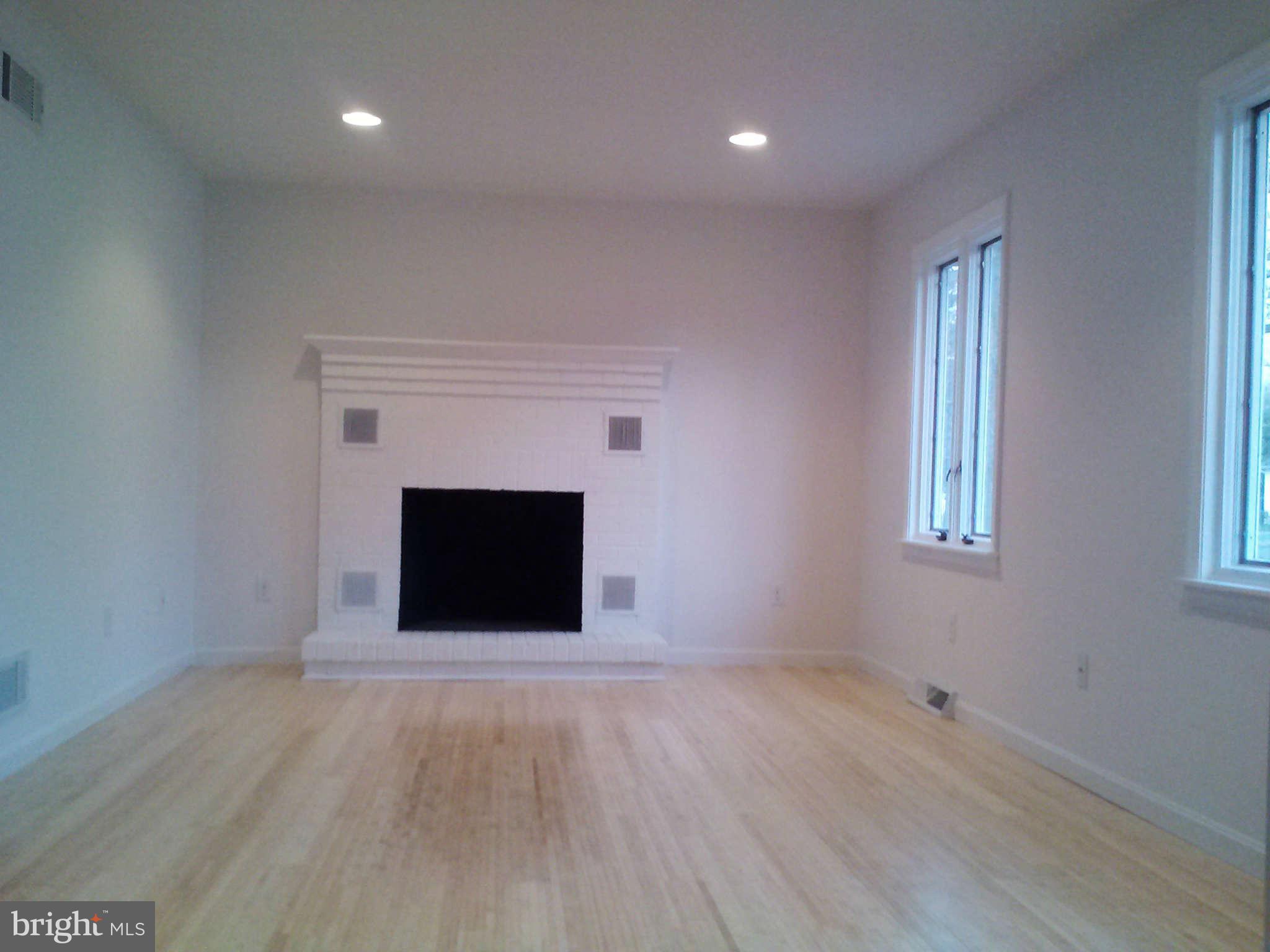 311 Kerr Avenue Denton, MD 21629 - Photo 25 of 29 Living Room