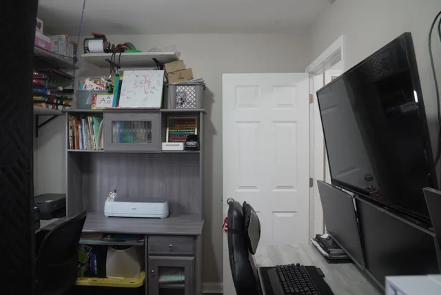 $189,900 | 15315 Cherry Lane, Markham, IL 60428