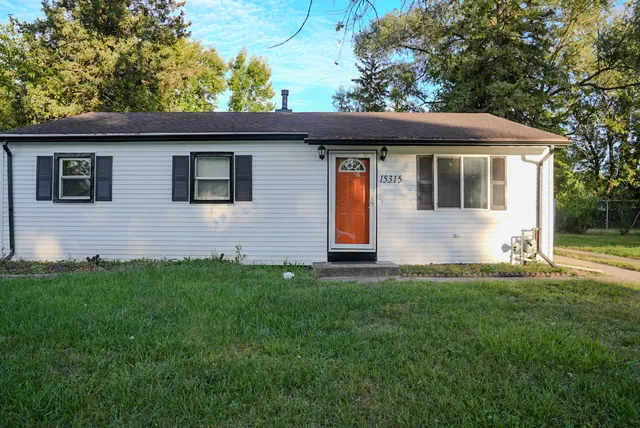 $189,900 | 15315 Cherry Lane, Markham, IL 60428