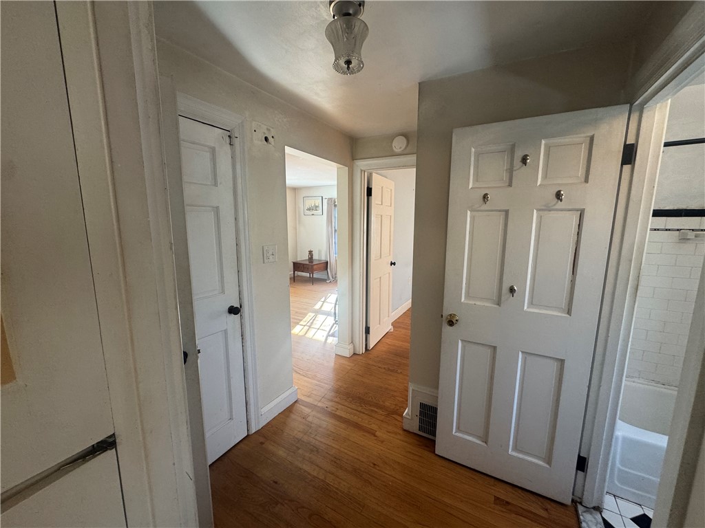 15 Link Street Warwick, RI 02886 - Photo 18 of 32