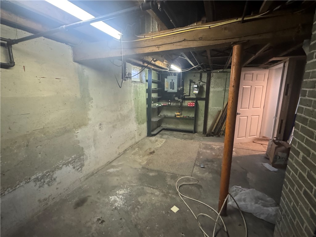 15 Link Street Warwick, RI 02886 - Photo 27 of 32