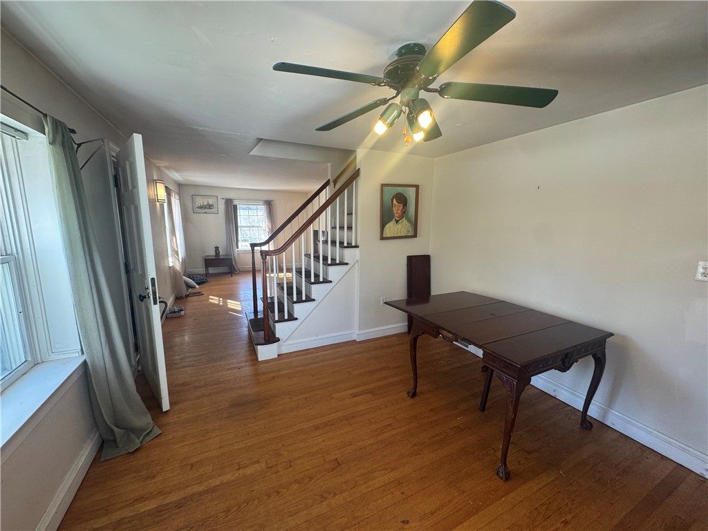 15 Link Street Warwick, RI 02886 - Photo 6 of 32