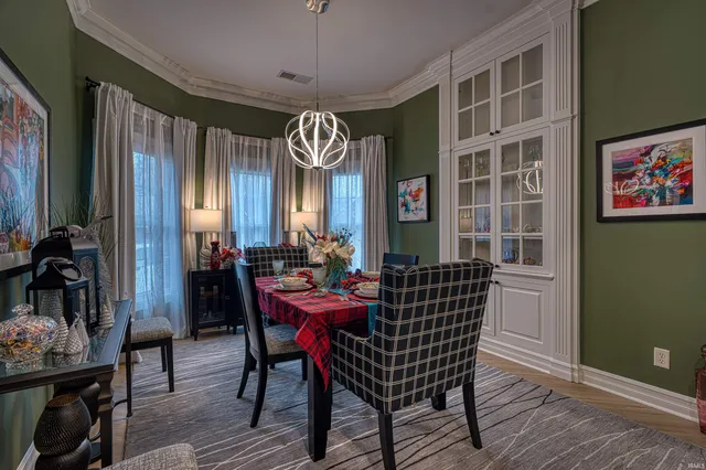 $629,900 | 1499 Woodfield Drive, Newburgh, IN 47630