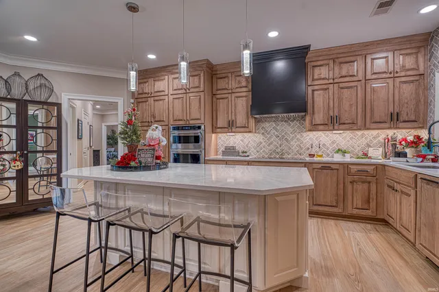 $629,900 | 1499 Woodfield Drive, Newburgh, IN 47630