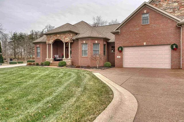 $629,900 | 1499 Woodfield Drive, Newburgh, IN 47630
