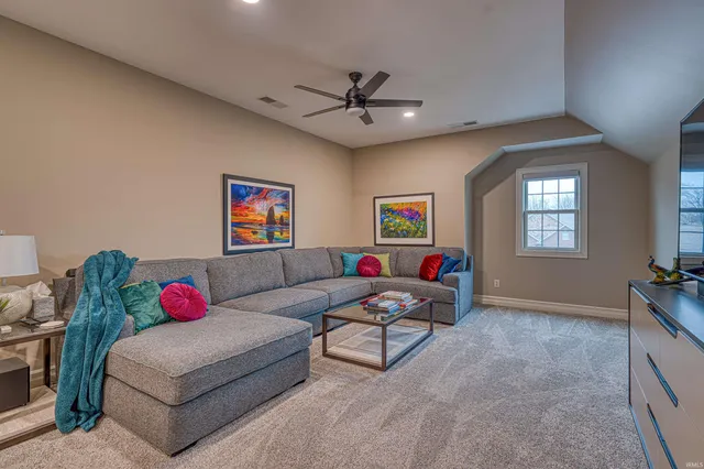 $629,900 | 1499 Woodfield Drive, Newburgh, IN 47630