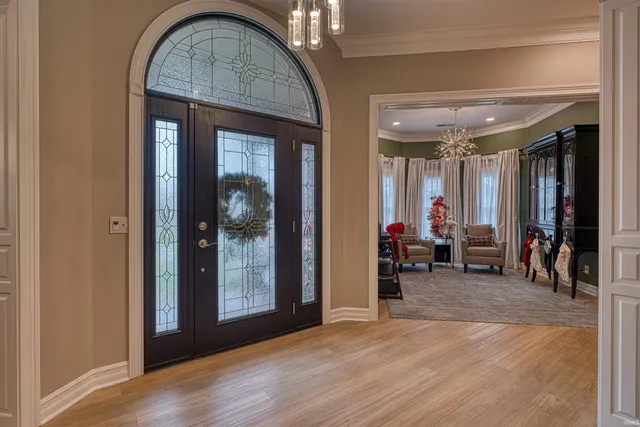 $629,900 | 1499 Woodfield Drive, Newburgh, IN 47630