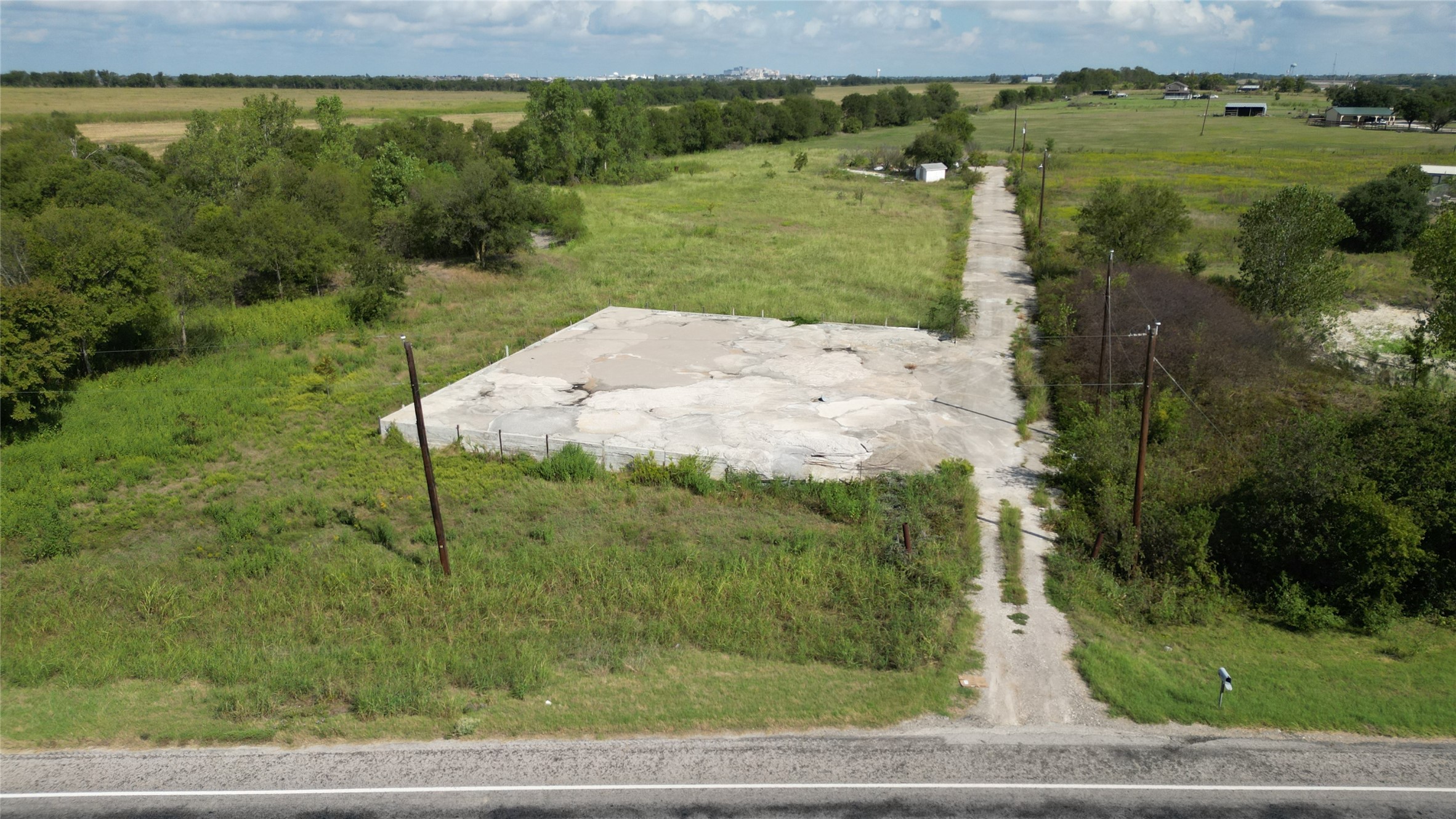 1012 East Fm 93 Road Temple, TX 76502 - Photo 38 of 40