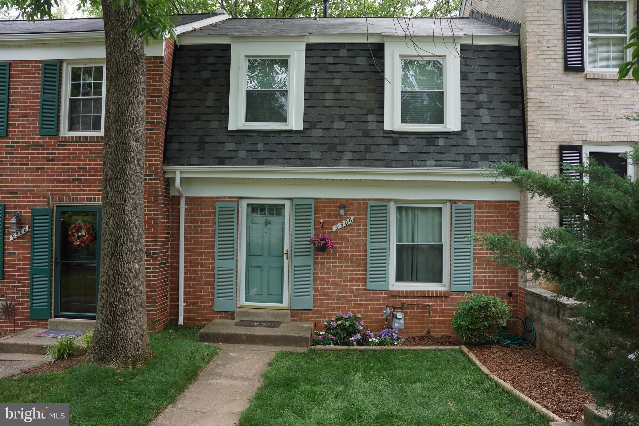 9506 Burdett Road Burke, VA 22015 - Photo 29 of 30 Exterior (Front)