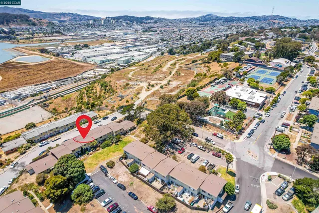 $650,000 | 137 Nautilus Court, Unit 82, San Francisco, CA 94124