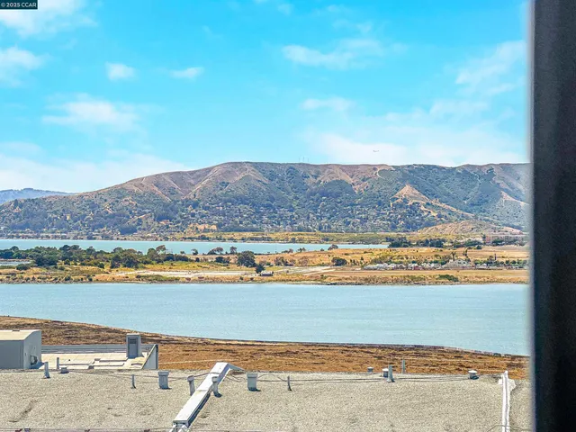 $650,000 | 137 Nautilus Court, Unit 82, San Francisco, CA 94124