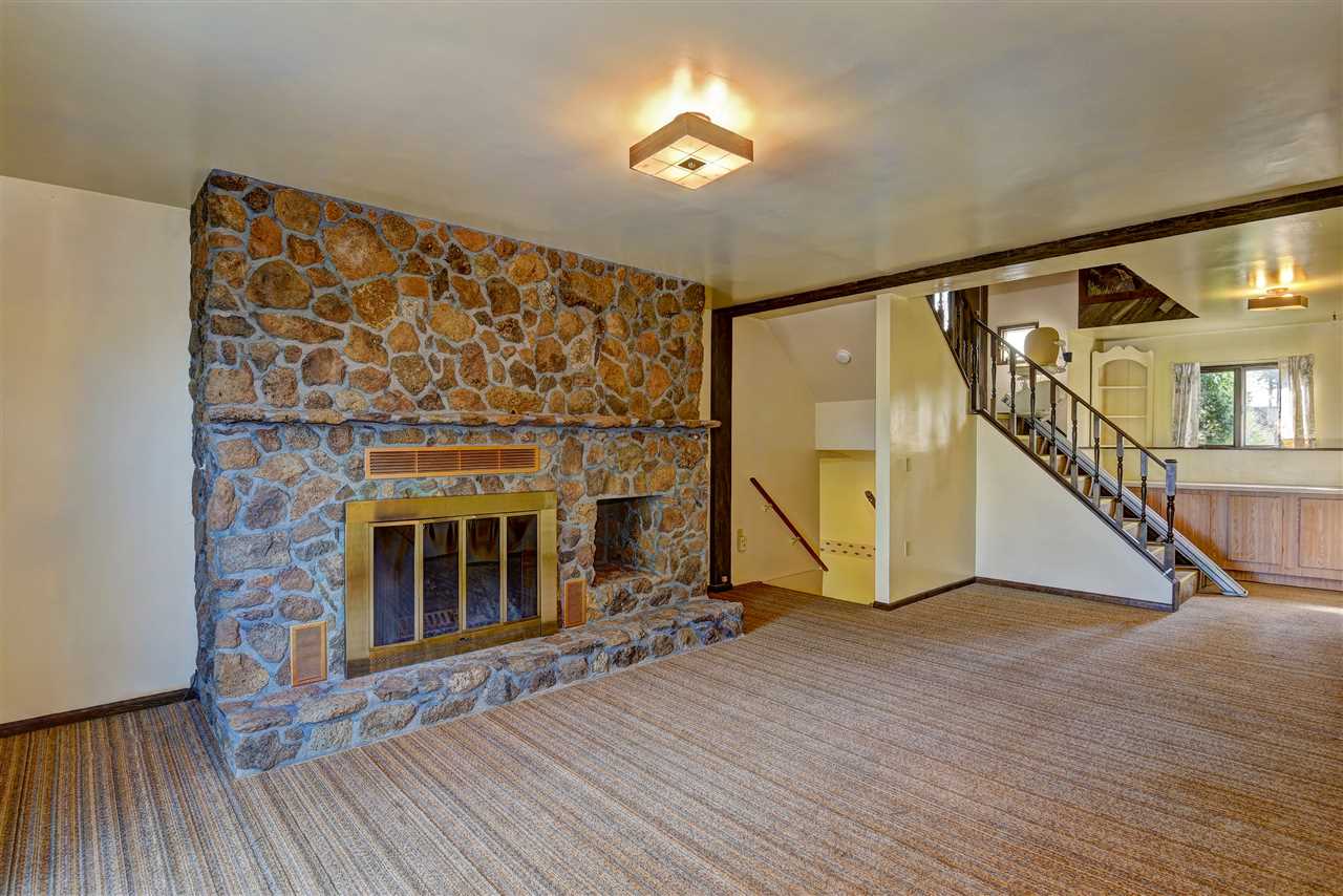 9211 East Stoughton Road Valleyford, WA 99036 - Photo 11 of 19