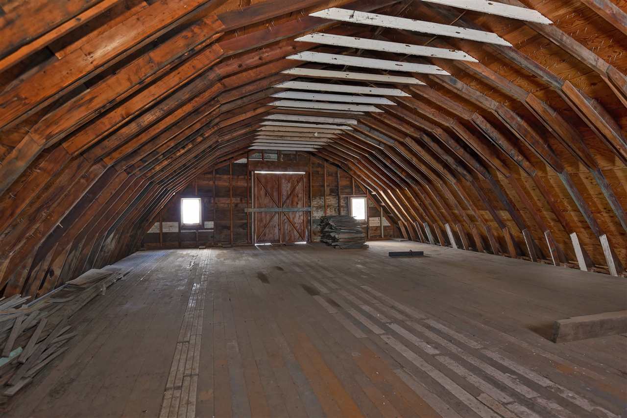 9211 East Stoughton Road Valleyford, WA 99036 - Photo 16 of 19