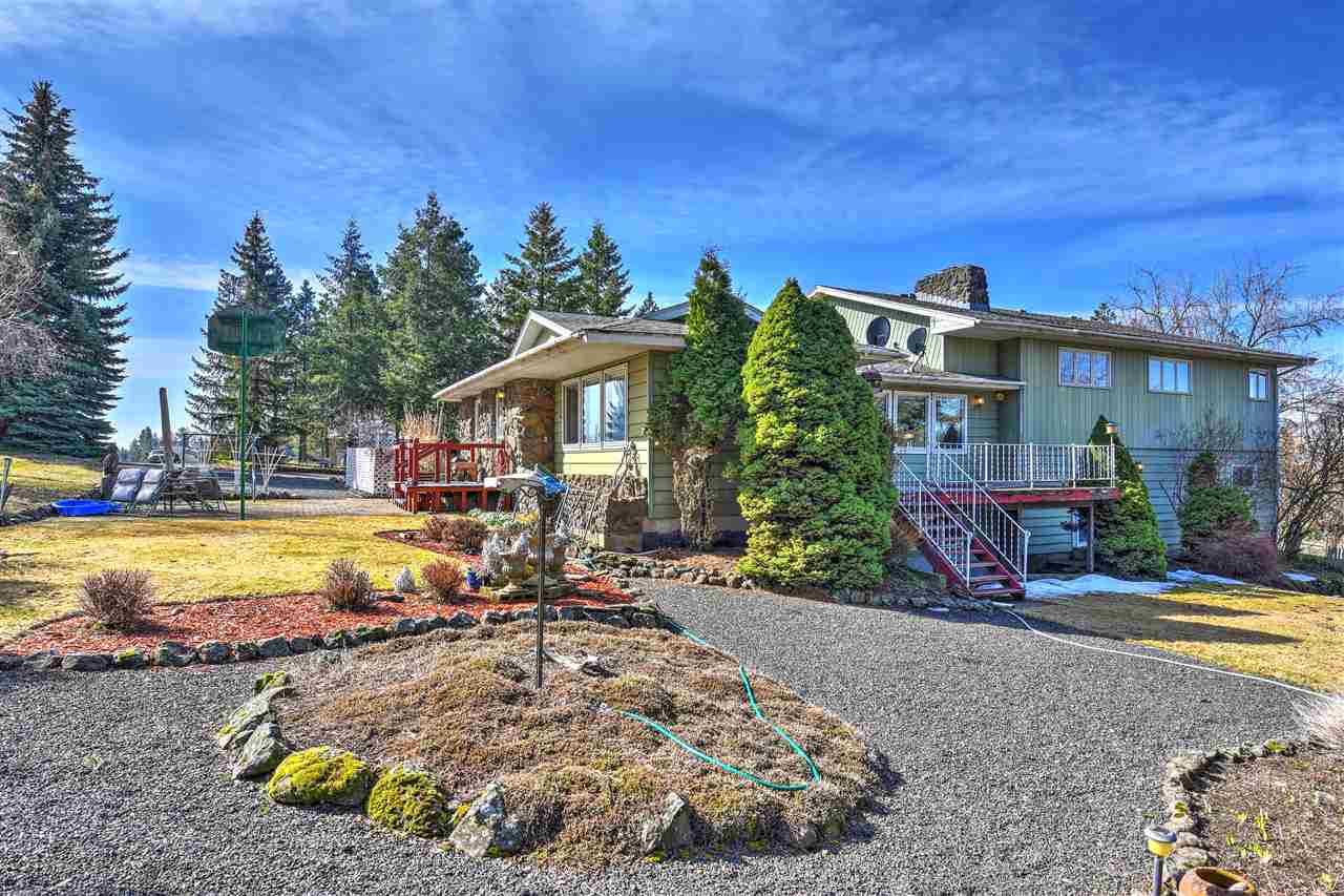 9211 East Stoughton Road Valleyford, WA 99036 - Photo 4 of 19