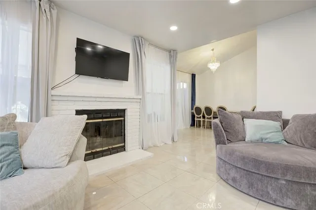 $649,000 | 12325 Sweetbriar Lane, Pacoima, CA 91331