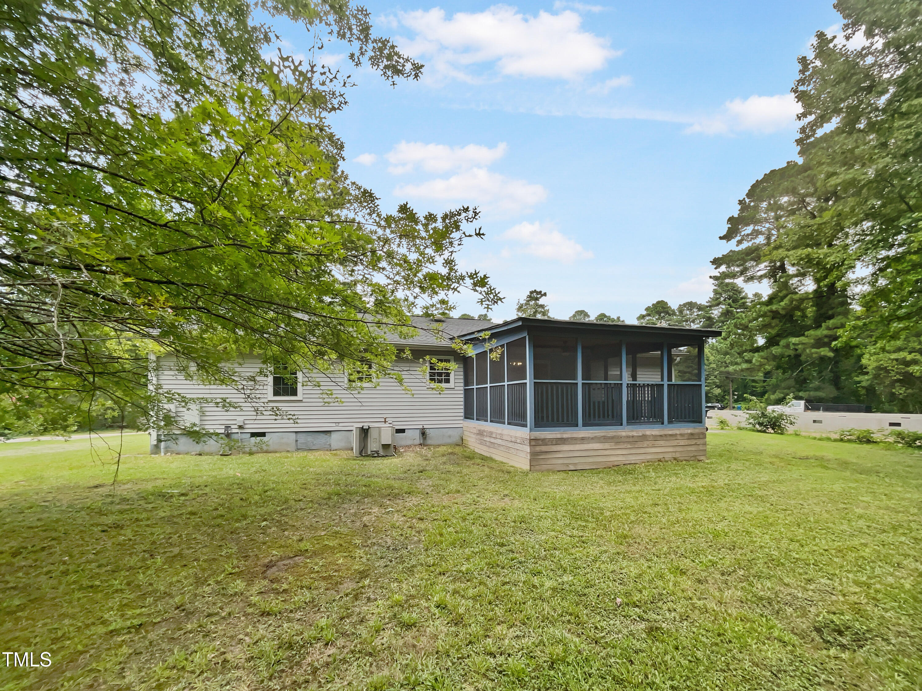 5325 Fayetteville Road Durham, NC 27713 - Photo 18 of 20 listing_17