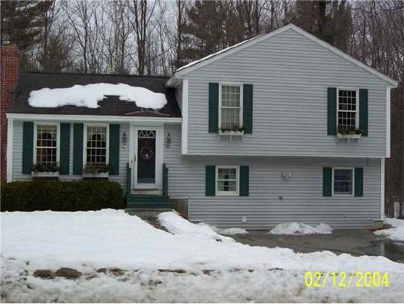 95 Overledge Dr Extension Derry, NH 03038 - Photo 1 of 1