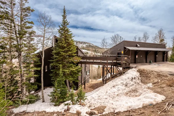 $1,200,000 | 361 West Pinehurst Drive, Brian Head, UT 84719