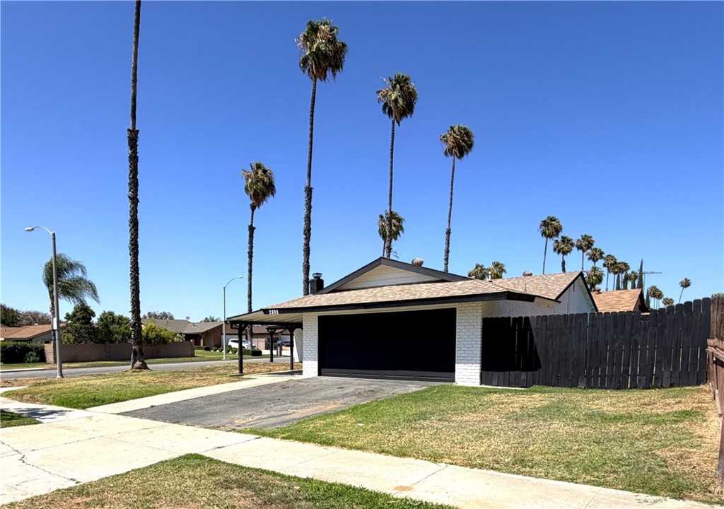 2895 Myers Street Riverside, CA 92503 - Photo 2 of 16