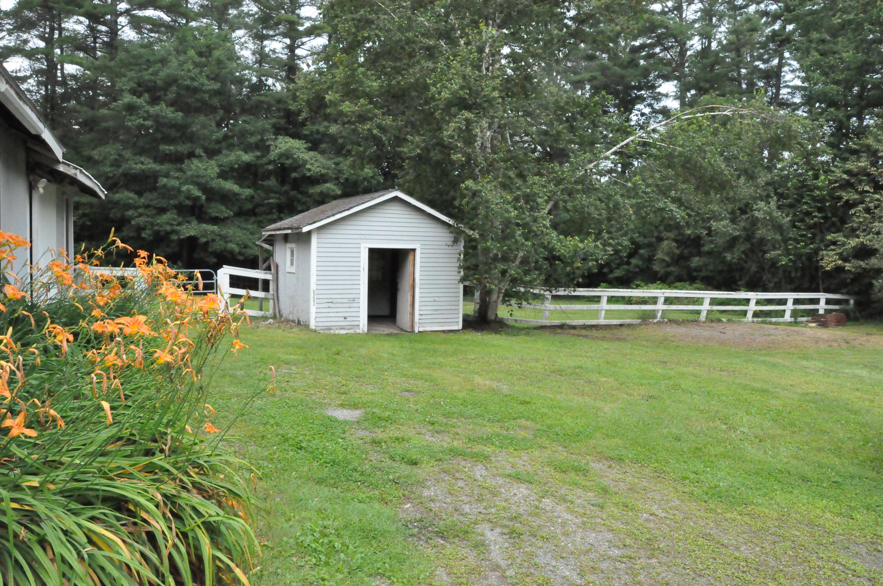 18 Hackett Road Winterport, ME 04496 - Photo 9 of 61 Hall 18 H (84)