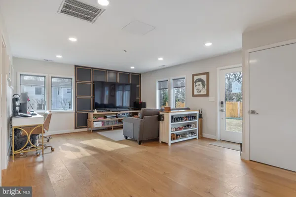$750,000 | 9226 Fowler Lane, Lanham, MD 20706