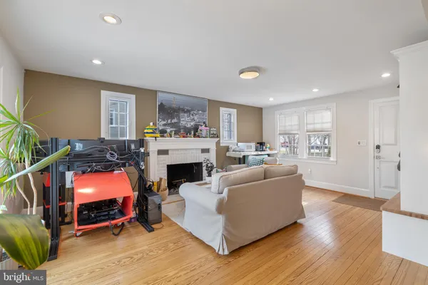 $750,000 | 9226 Fowler Lane, Lanham, MD 20706