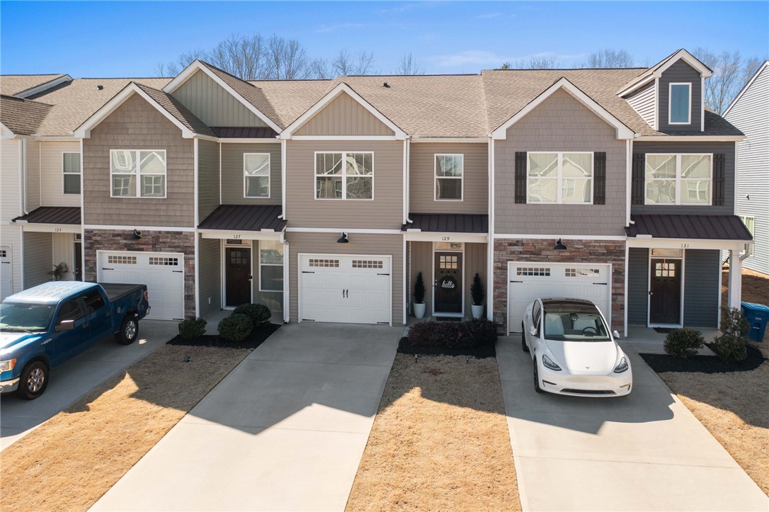 129 Rushing Creek Lane Piedmont, SC 29673 - Photo 32 of 43 Gallery Image 32