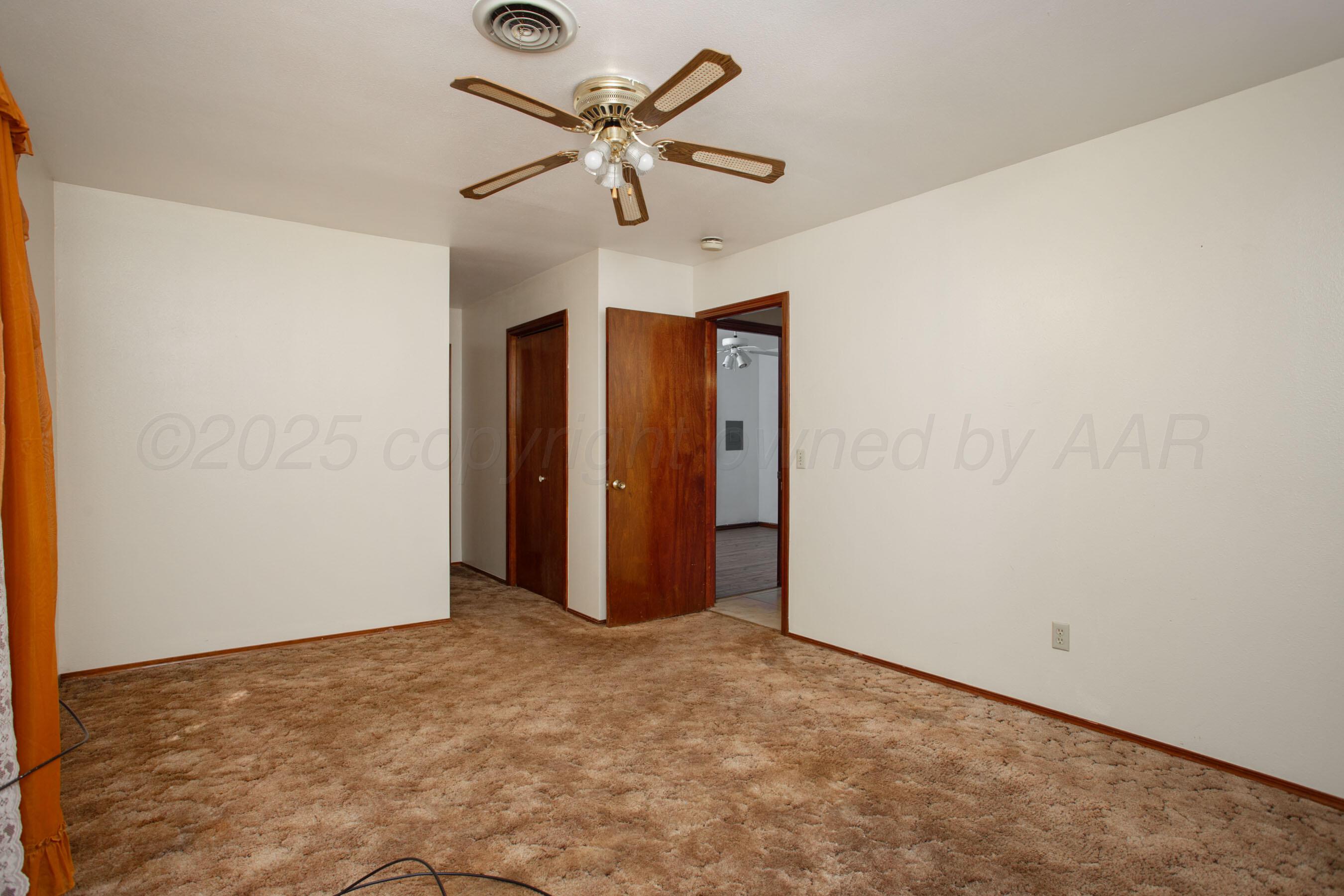 3115 Palm Street Amarillo, TX 79107 - Photo 17 of 31 a view of an empty room