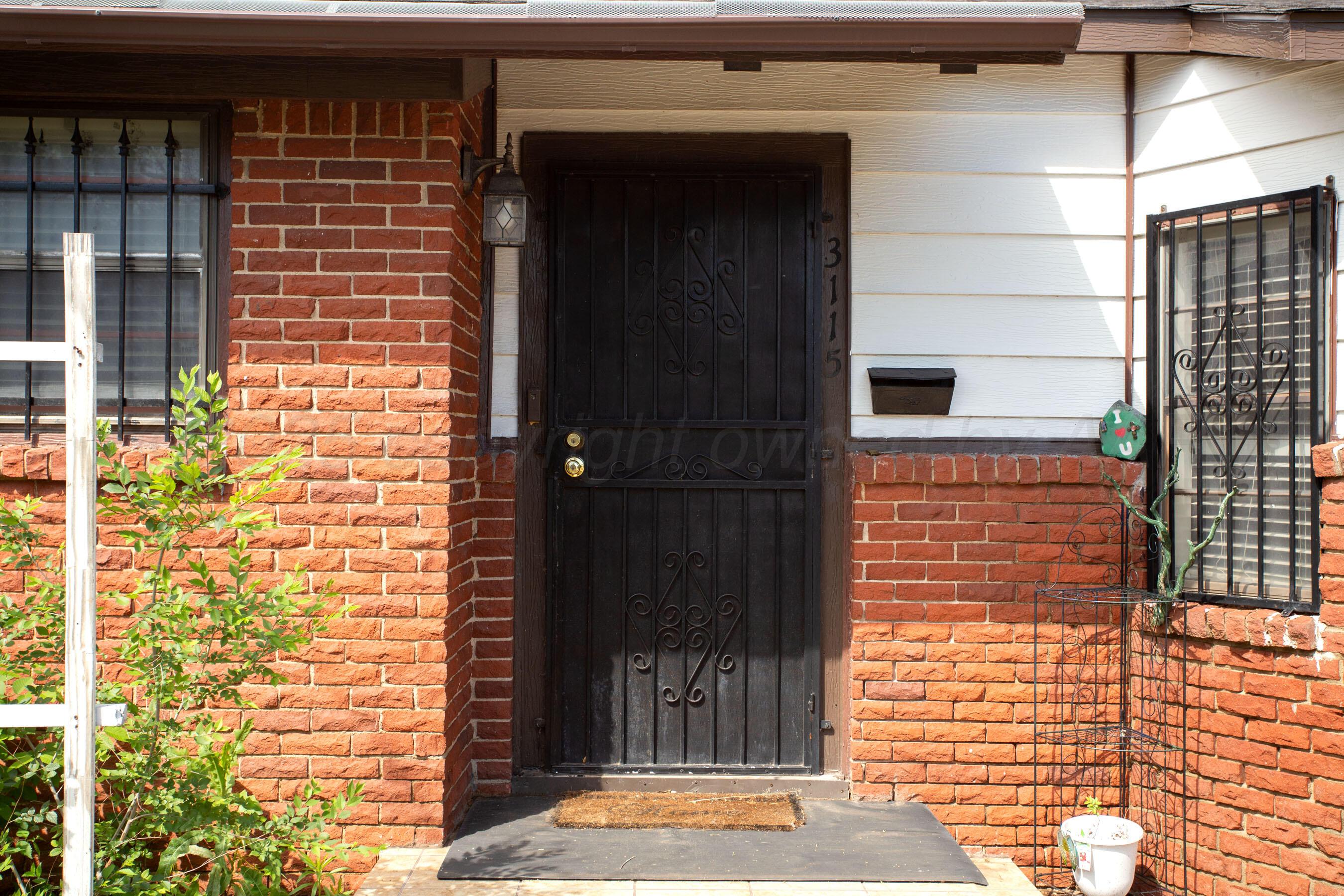 3115 Palm Street Amarillo, TX 79107 - Photo 4 of 31 a view of door