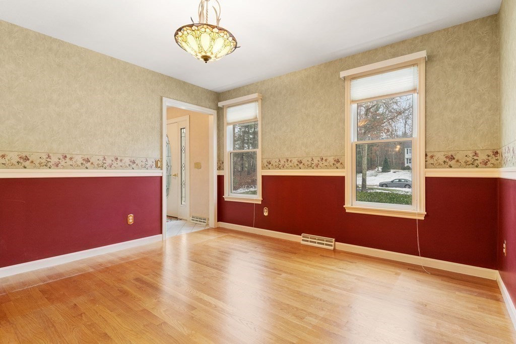 36 Ridge Road Pepperell, MA 01463 - Photo 14 of 35