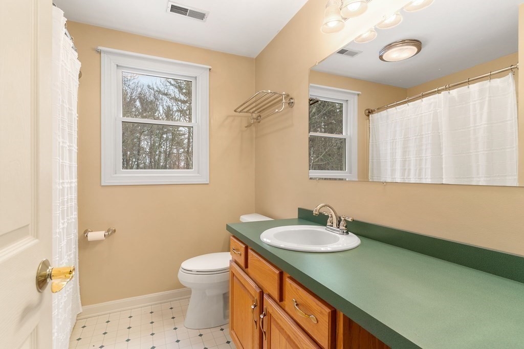 36 Ridge Road Pepperell, MA 01463 - Photo 25 of 35