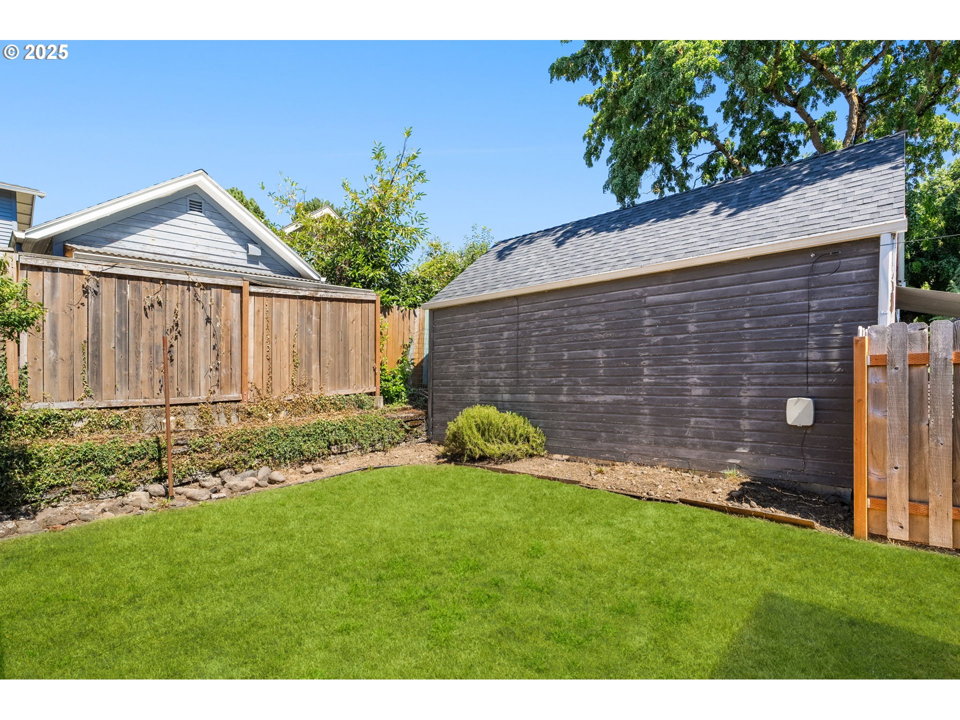 1127 Southeast Sherrett Street Portland, OR 97202 - Photo 27 of 37 a view of outdoor space and yard