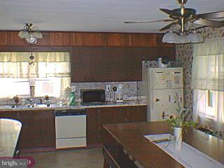 308 Red Barn Road Willow Grove, PA 19090 - Photo 2 of 6 Gallery Image 2