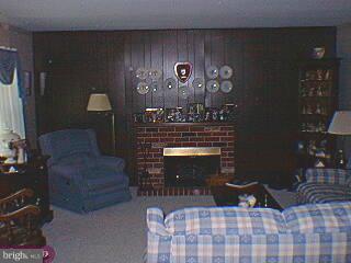 308 Red Barn Road Willow Grove, PA 19090 - Photo 3 of 6 Gallery Image 3