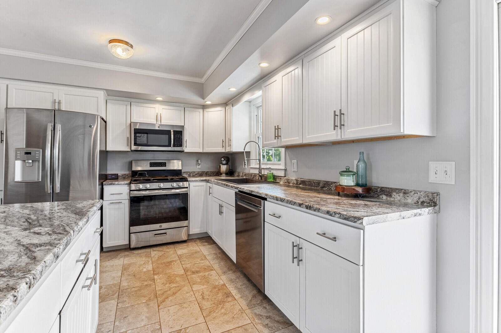 85 Garland Road Winslow, ME 04901 - Photo 11 of 55 10B kitchen