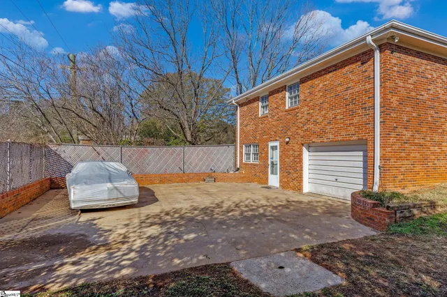 $350,000 | 212 Balcome Boulevard, Simpsonville, SC 29681