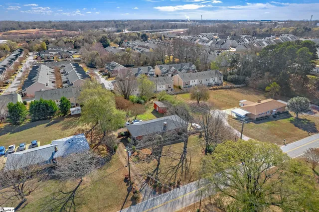 $350,000 | 212 Balcome Boulevard, Simpsonville, SC 29681