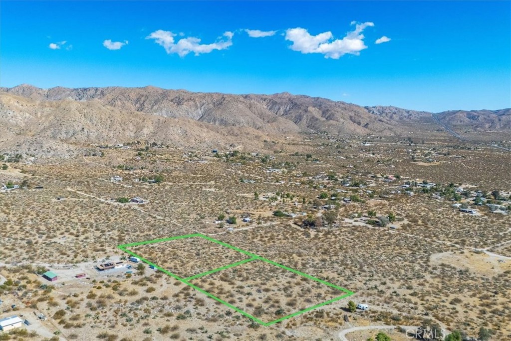 9457 Fobes Road Morongo Valley, CA 92256 - Photo 5 of 34 a view of a sky from the balcony