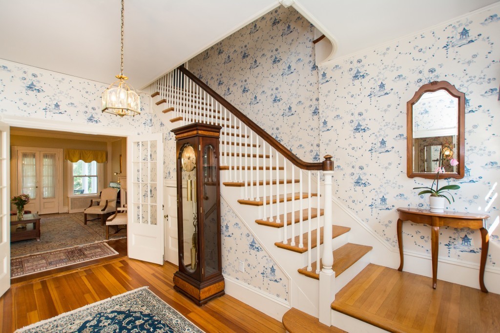 15 West Side Road Milton, MA 02186 - Photo 19 of 28