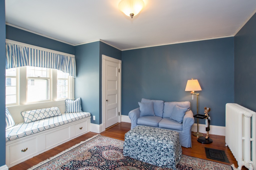15 West Side Road Milton, MA 02186 - Photo 23 of 28 a living room with furniture and a couch