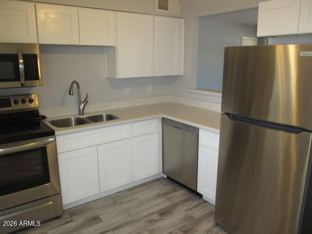 822 West Knox Road Chandler, AZ 85225 - Photo 4 of 9